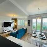 Апартаменты Yucca, Avec Garage Prive Et Balcon Кан
