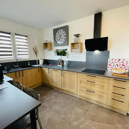 Apartmán Yucca, Avec Garage Prive Et Balcon Caen