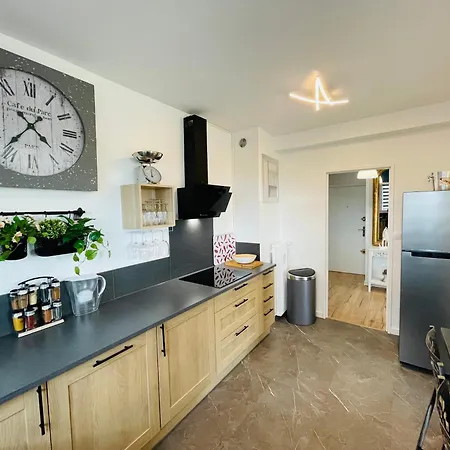 Yucca, Avec Garage Prive Et Balcon *