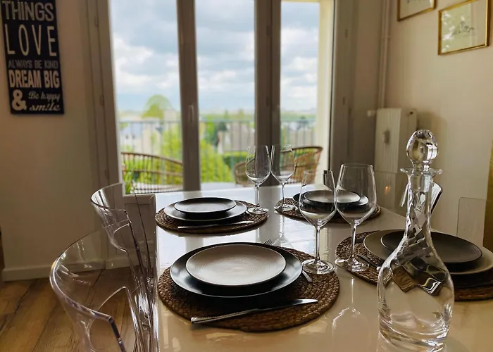 Yucca, Avec Garage Privé Et Balcon * Caen